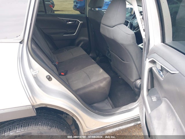 Toyota Rav4 Xle 2022 2T3W1RFV8NW215126 Image 8