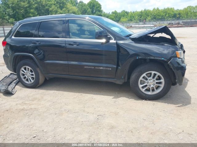 1C4RJEAG3JC171399 Jeep Grand Cherokee Laredo E 4x2