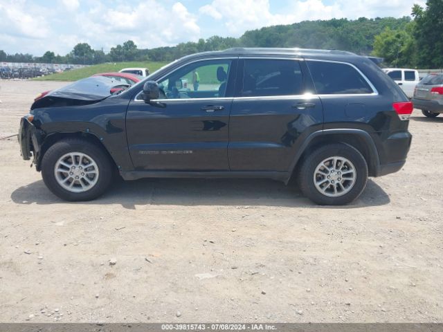 1C4RJEAG3JC171399 Jeep Grand Cherokee Laredo E 4x2