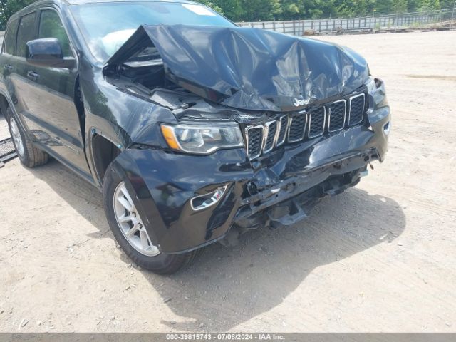 1C4RJEAG3JC171399 Jeep Grand Cherokee Laredo E 4x2