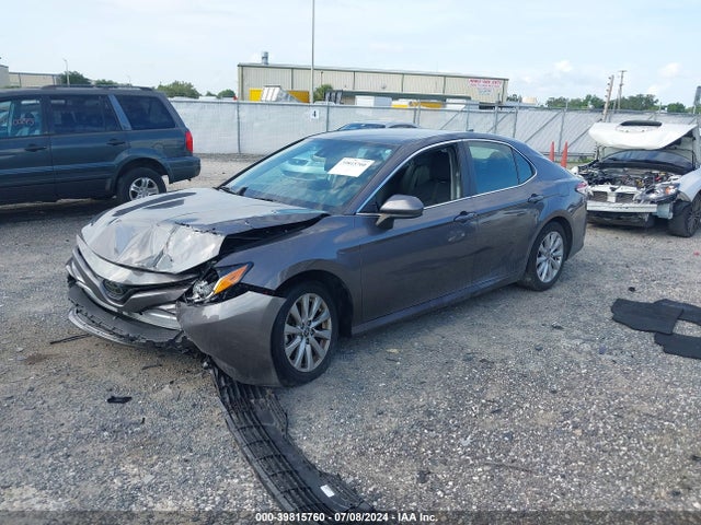 Toyota CAMRY LE 2020 4T1C11AK9LU959003 Image 2