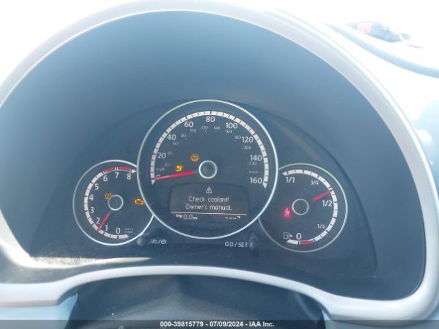 3VW517AT2FM800421 Volkswagen Beetle 1.8t