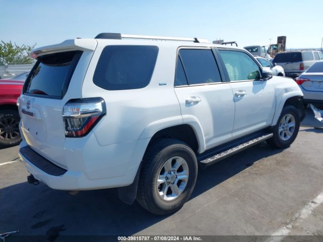JTEMU5JR7M5919546 Toyota 4RUNNER SR5