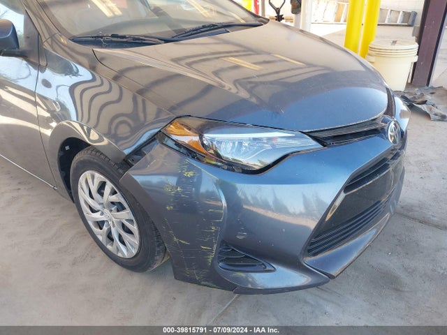 Toyota COROLLA LE 2018 2T1BURHEXJC004842 Image 6