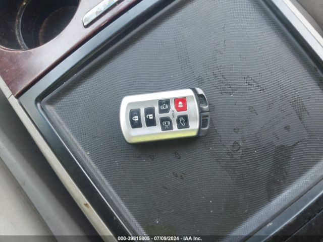 5TDYK3DC2ES508302 Toyota Sienna Xle V6 8 Passenger
