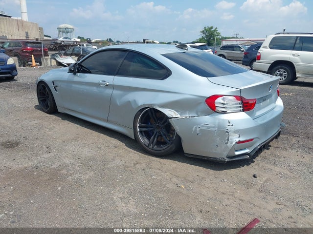 WBS3R9C57FK334000 BMW M4