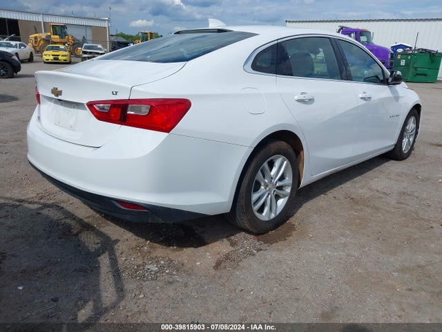 Chevrolet MALIBU LT 2018 1G1ZD5ST5JF263432 Image 4