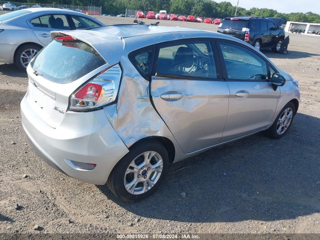 Ford FIESTA SE 2016 3FADP4EJXGM147431 Image 4