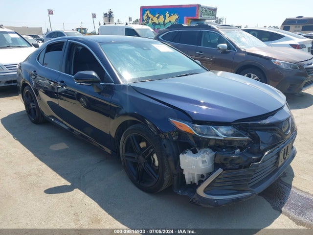 Toyota CAMRY LE 2022 4T1C11AK2NU021640 main image
