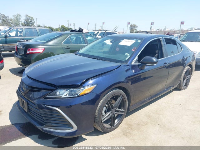 Toyota CAMRY LE 2022 4T1C11AK2NU021640 Image 2