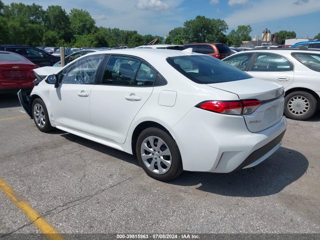 Toyota COROLLA LE 2021 5YFEPMAE9MP222387 Image 3