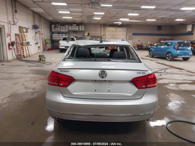 1VWCT7A35FC017404 Volkswagen Passat 1.8t Sel Premium