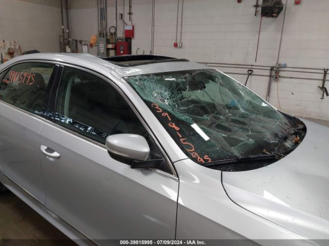 1VWCT7A35FC017404 Volkswagen Passat 1.8t Sel Premium