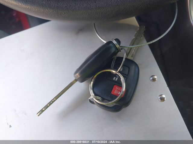 JTKKUPB44E1043773 Scion XD