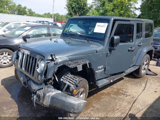 1C4BJWEG1HL579136 Jeep Wrangler Unlimited Sahara 4x4