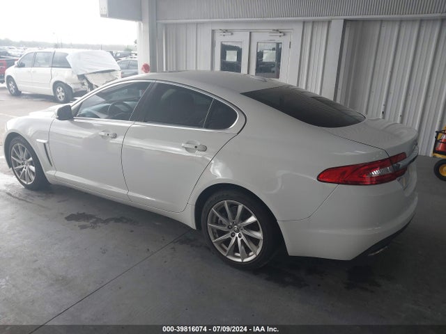 2012 JAGUAR XF SAJWA0FB8CLS41311 Photo 2
