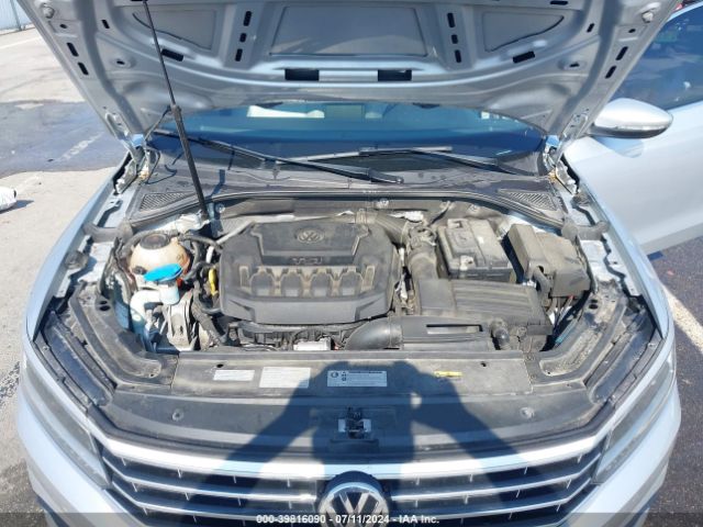 1VWBA7A31JC040057 Volkswagen Passat 2.0t Se