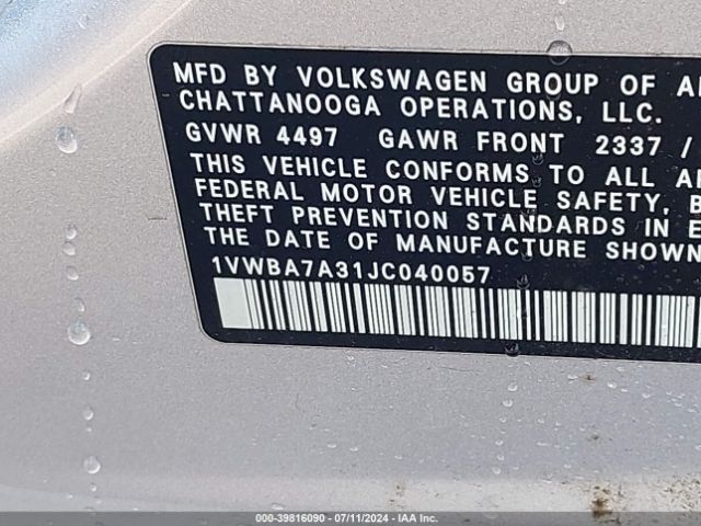 1VWBA7A31JC040057 Volkswagen Passat 2.0t Se