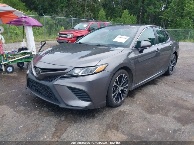 Toyota CAMRY SE 2018 4T1B11HK5JU006965 Image 2