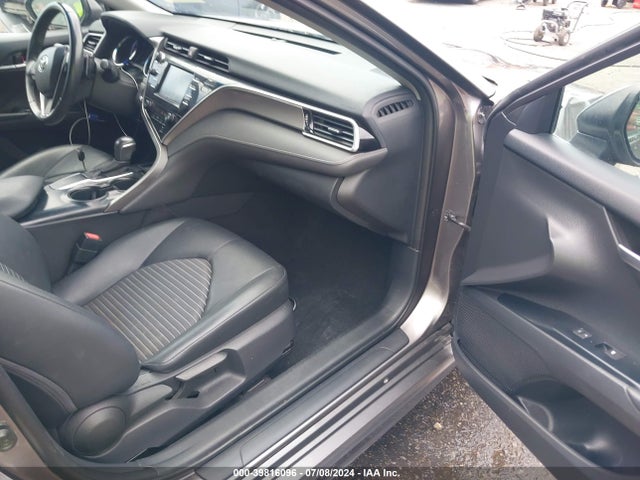 Toyota CAMRY SE 2018 4T1B11HK5JU006965 Image 5