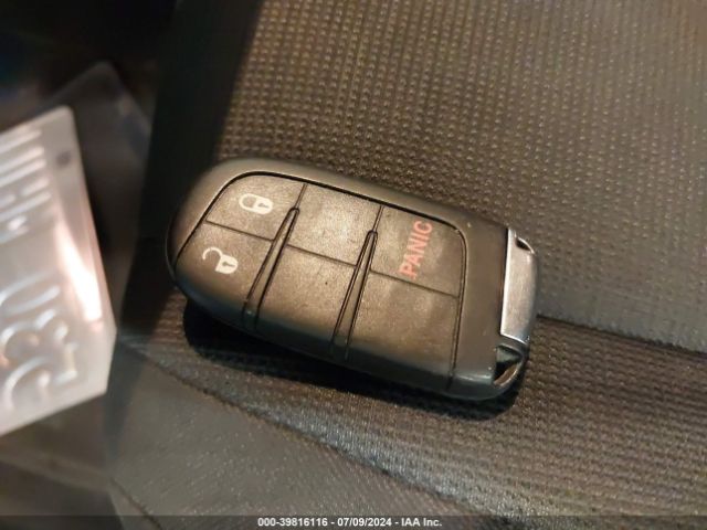 1C4RJFAG2FC710818 Jeep Grand Cherokee Laredo