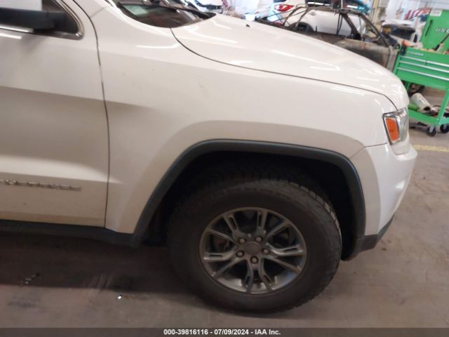 1C4RJFAG2FC710818 Jeep Grand Cherokee Laredo
