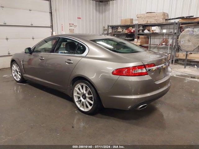 2009 JAGUAR XF SAJWA05B69HR39915 Photo 2