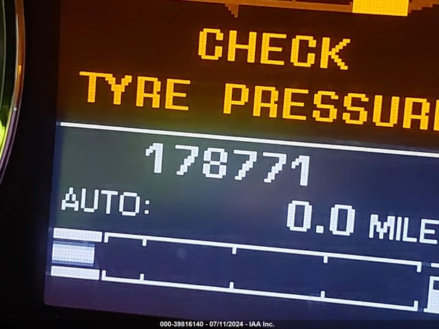 2009 JAGUAR XF SAJWA05B69HR39915 Photo 6