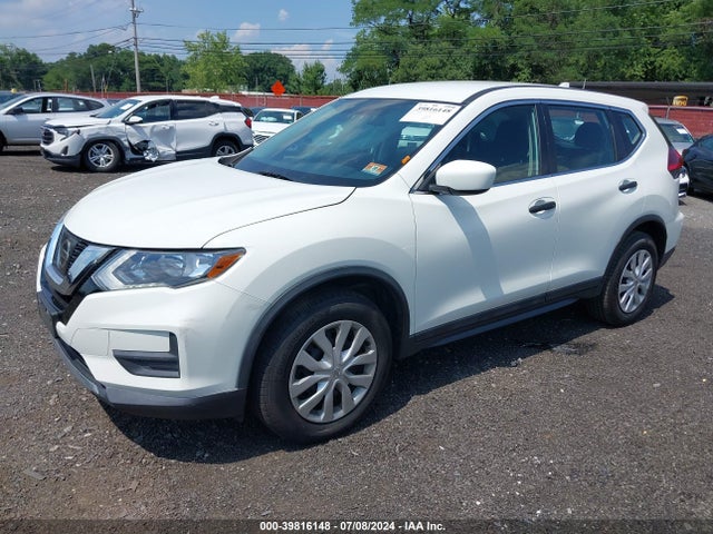 Nissan ROGUE S 2017 5N1AT2MV1HC849007 Image 2