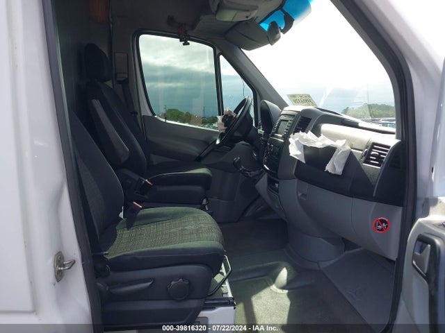 Mercedes-Benz Mg5+mh3 (epa/13) 2014 WD3PE7CC6E5856339 Image 5