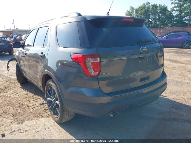 Ford EXPLORER XLT 2018 1FM5K7D89JGA24908 Image 3