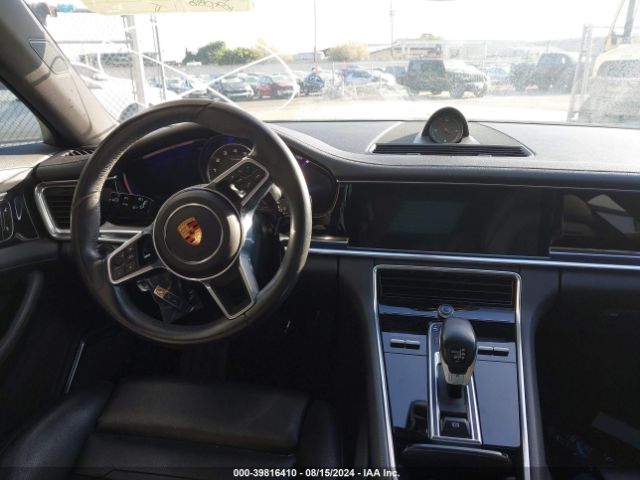 WP0AB2A77JL136535 Porsche Panamera 4s