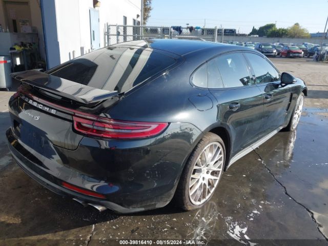 WP0AB2A77JL136535 Porsche Panamera 4s