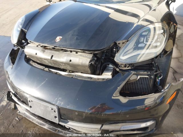 WP0AB2A77JL136535 Porsche Panamera 4s