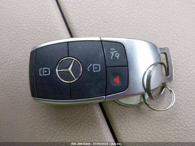 W1KWF8EB1MR608344 Mercedes-Benz C 300 4matic