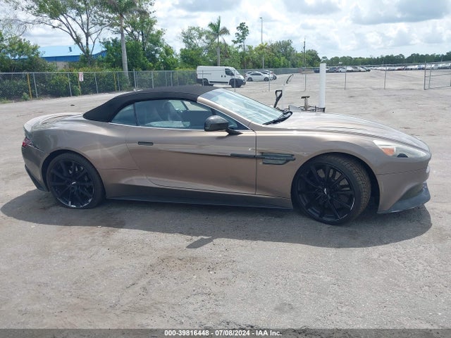 SCFPDCGP9EGK01001 Aston Martin Vanquish Volante