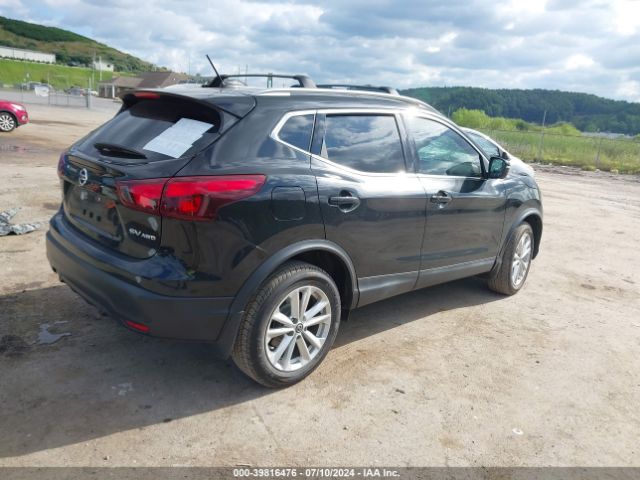 JN1BJ1CR8KW628929 Nissan Rogue Sport Sv