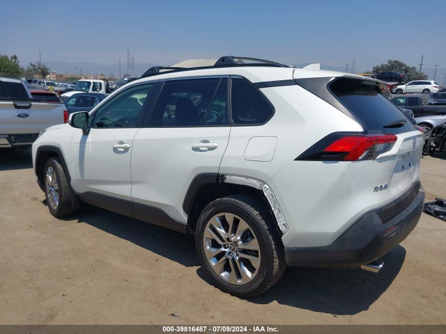 Toyota Rav4 Xle Premium 2022 JTMC1RFV8ND087146 Image 3