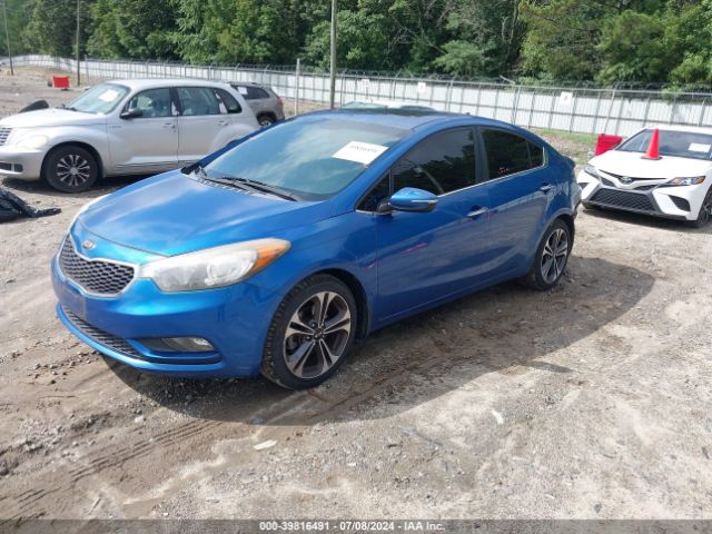 KNAFZ4A83E5102587 KIA FORTE EX