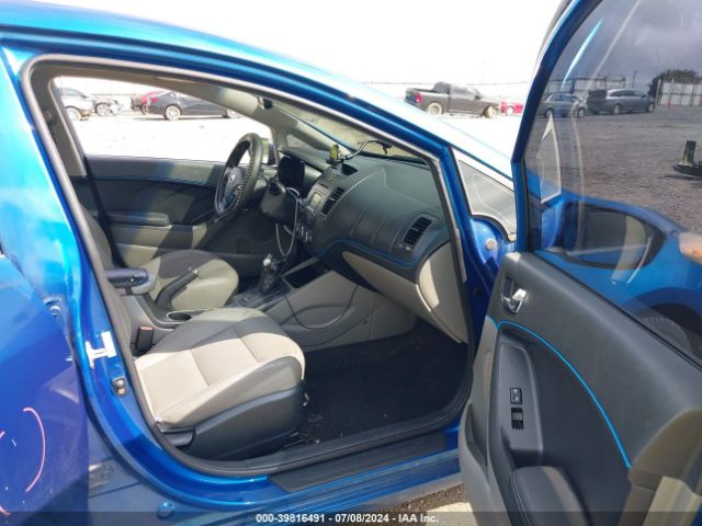 KNAFZ4A83E5102587 KIA FORTE EX
