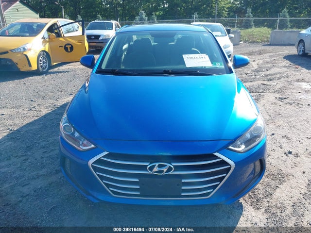 Hyundai Elantra Value Edition 2018 5NPD84LF1JH332342 Image 12