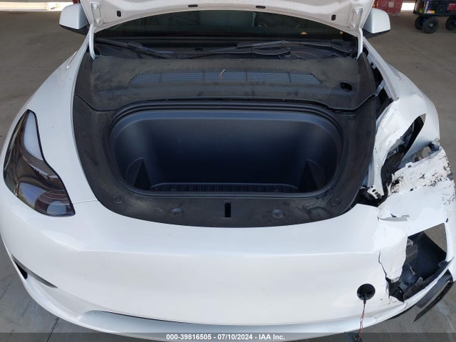 2023 TESLA MODEL Y 7SAYGDEE1PF738088 Photo 9