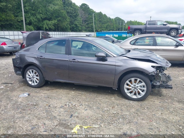 Toyota CAMRY LE 2024 4T1C11AK5RU211602 Image 13