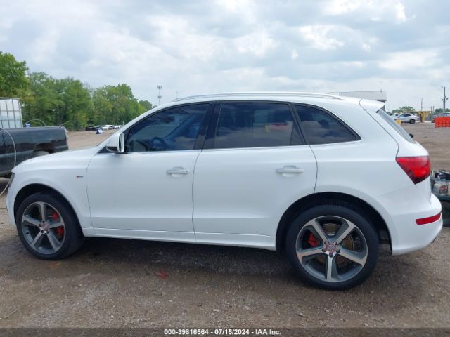 WA1DGAFP5FA009569 Audi Q5 3.0t Premium Plus