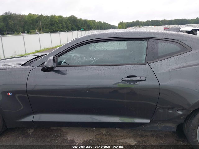 Chevrolet Camaro 1lt 2018 1G1FB1RS1J0126960 Image 15