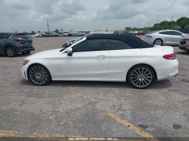 WDDWK8DB5KF882822 Mercedes-Benz C 300