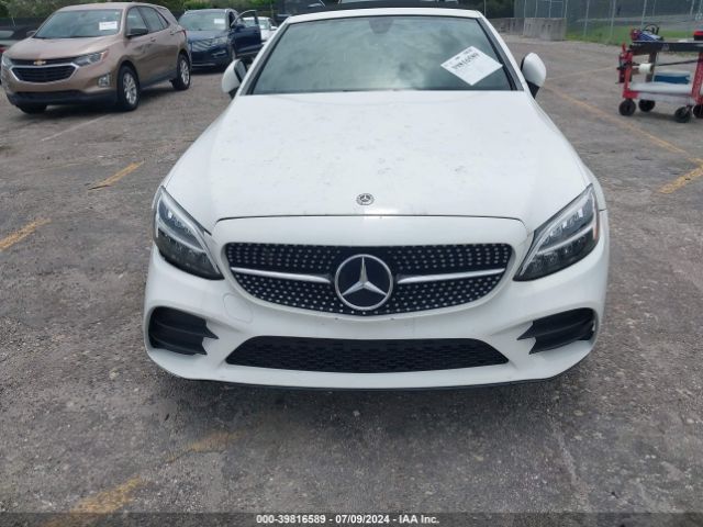WDDWK8DB5KF882822 Mercedes-Benz C 300