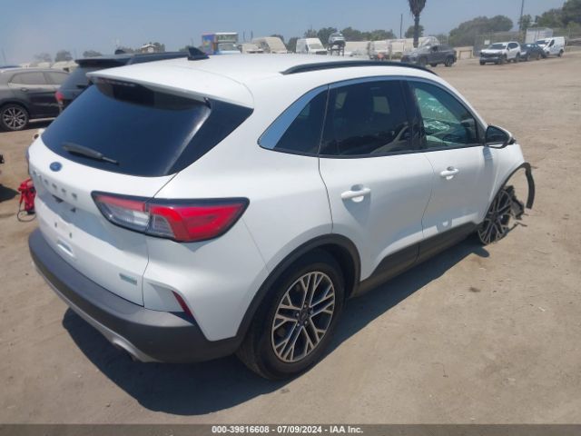 1FMCU0H60LUA35270 Ford ESCAPE SEL
