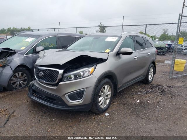 5XYPGDA31JG425183 KIA Sorento 2.4l Lx