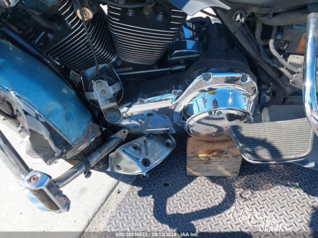 2007 HARLEY-DAVIDSON FLHTCUI 1HD1FC4137Y605549 Photo 8